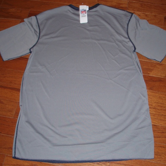 TEXANS NFL TEAM APPAREL REVERSIBLE MENS JERSEY - Picture 4 of 7